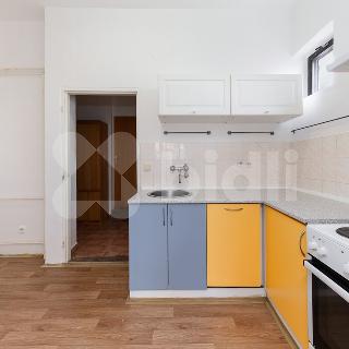 Prodej bytu 3+1 72 m² Brno, Nivky