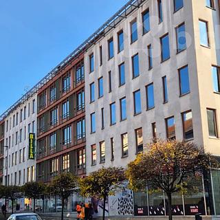 Pronájem obchodu 92 m² Praha