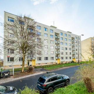 Prodej bytu 3+1 63 m² Krupka, Karla Čapka