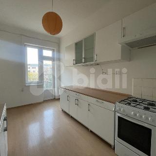 Pronájem bytu 2+1 85 m² Olomouc, Švermova