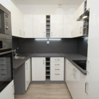 Prodej bytu 2+kk 45 m² Praha Hlubočepy, V remízku