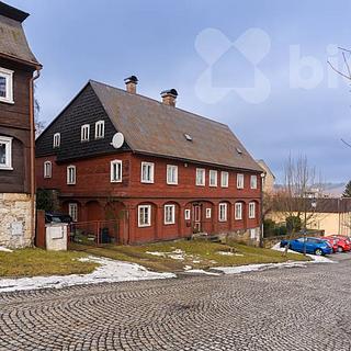Prodej rodinného domu 409 m&sup2; Jiřetín pod Jedlovou
