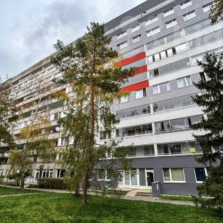 Prodej bytu 1+kk a garsoniéry 37 m² Praha, Vysočanská