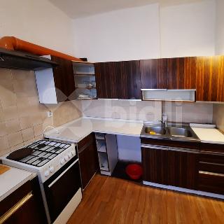 Pronájem bytu 2+1 73 m² Praha, Plojharova