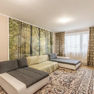 Prodej bytu 3+1 72 m² Praha, Zbudovská