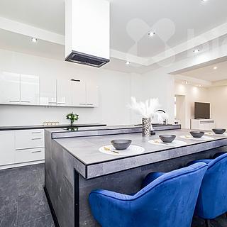 Prodej rodinného domu 246 m&sup2; Prysk