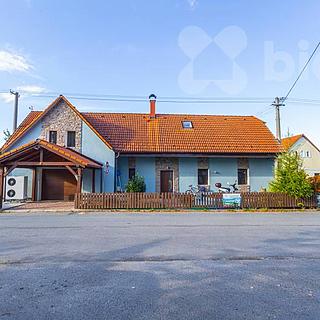 Prodej rodinného domu 180 m&sup2; Lužnice