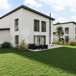 Prodej rodinného domu 192 m² Hradec Králové