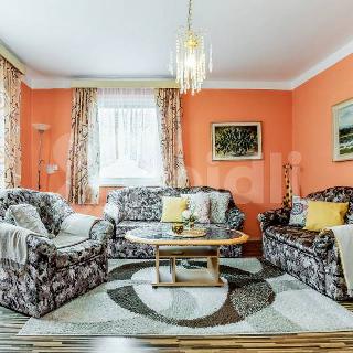 Prodej bytu 3+1 98 m² Hůry, Horní