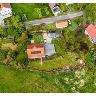 Prodej rodinného domu 180 m² Lovečkovice