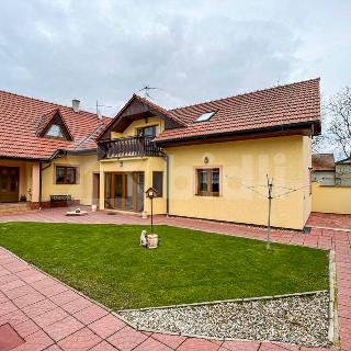 Prodej rodinného domu 440 m² Červenka, Třebízského