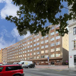 Prodej bytu 3+kk 65 m² Praha, Kloboučnická