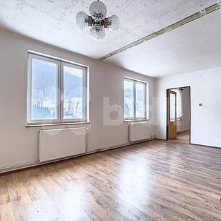 Prodej rodinného domu 320 m&sup2; Zátor