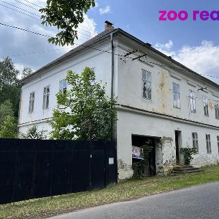 Prodej rodinného domu 1 950 m² Kadaň, 