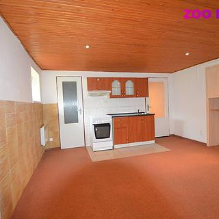 Pronájem bytu 1+1 40 m&sup2; Chomutov