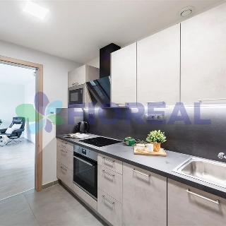 Prodej bytu 2+kk 41 m² Praha, Hornoměcholupská