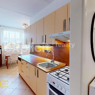 Pronájem bytu 2+1 57 m² Zlín, Kúty