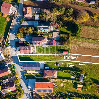 Prodej stavební parcely 1 100 m² Střelice, V Uličce