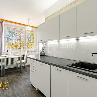 Prodej bytu 2+1 57 m&sup2; Luhačovice