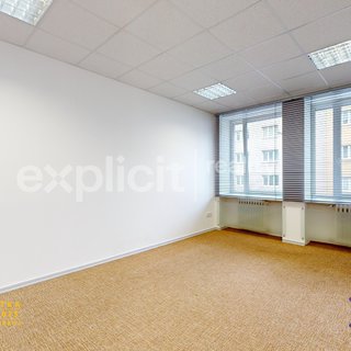 Pronájem kanceláře 22 m² Zlín, Zarámí