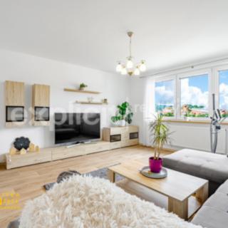 Pronájem bytu 3+1 78 m² Vizovice, Masarykovo nám.