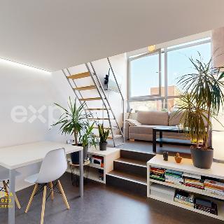 Pronájem bytu 1+kk a garsoniéry 42 m² Zlín, J. A. Bati