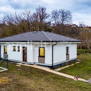 Prodej rodinného domu 73 m² Pohořelice, 