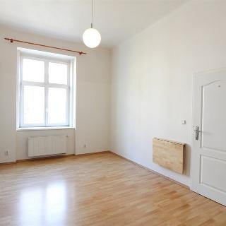 Prodej bytu 3+1 91 m² Praha, Jana Masaryka