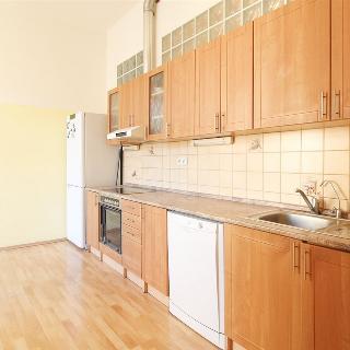 Prodej bytu 3+1 91 m² Praha, Jana Masaryka