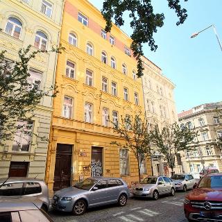 Prodej bytu 4+kk 83 m² Praha