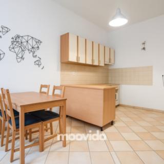 Prodej bytu 2+1 80 m² Praha, 