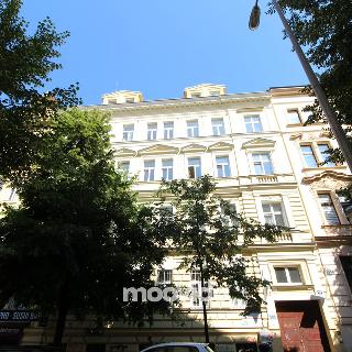 Prodej bytu 3+1 91 m² Praha, Jana Masaryka