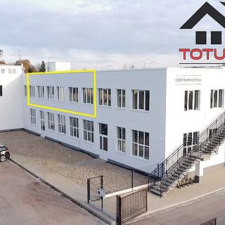 Pronájem obchodu 391 m&sup2; Jaroměř