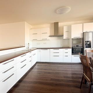 Pronájem bytu 4+kk 122 m&sup2; Brno