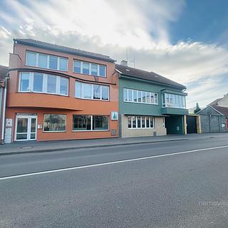 Pronájem bytu 3+1 130 m² Veselí nad Moravou