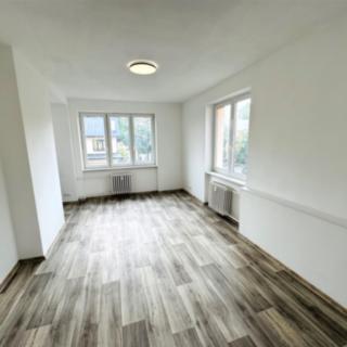 Pronájem bytu 2+kk 55 m² Cheb