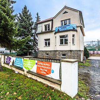 Pronájem vily 220 m&sup2; Praha