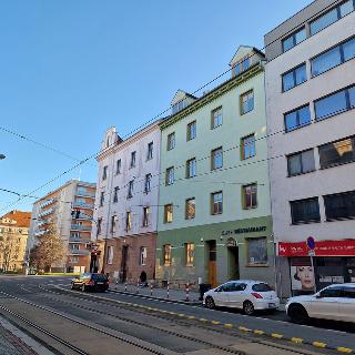 Prodej bytu 1+kk a garsoniéry 35 m² Plzeň, Sladkovského