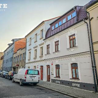 Pronájem bytu 2+kk 75 m² Plzeň, Karlova