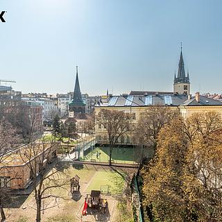 Pronájem bytu 4+1 120 m&sup2; Praha