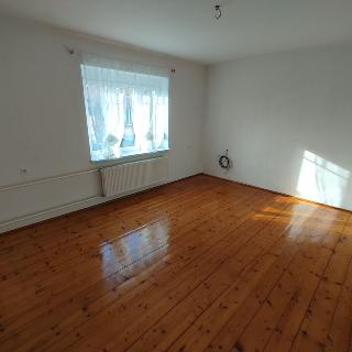 Pronájem bytu 3+1 67 m² Frýdek-Místek, Nové Dvory-Vršavec