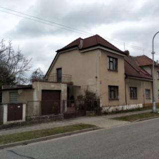 Prodej rodinného domu 240 m² Hradec Králové