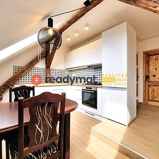 Prodej bytu 3+kk 65 m&sup2; Hodonín