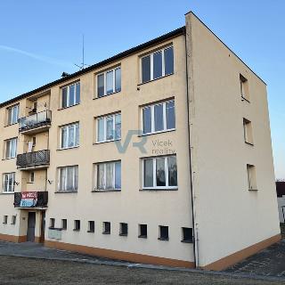 Prodej bytu 2+1 72 m² Slavče