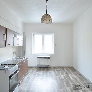 Pronájem bytu 2+1 71 m&sup2; Ostrava