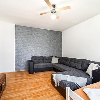 Prodej bytu 3+1 65 m&sup2; Práče