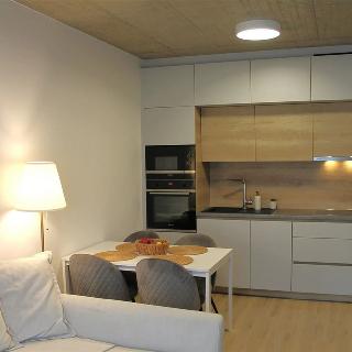 Pronájem bytu 2+kk 42 m² Znojmo, Šatovská