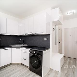 Pronájem bytu 1+1 33 m&sup2; Znojmo