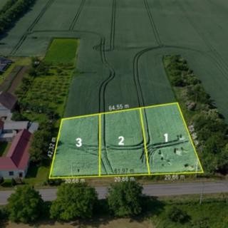 Prodej stavební parcely 1000 m&sup2; Znojmo