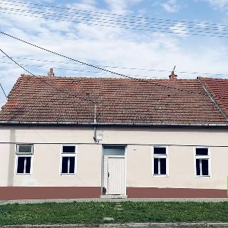 Prodej rodinného domu 133 m² Měnín, 